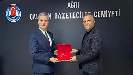 Başsavcı Adem Çalış'tan Ağrı Çalışan Gazeteciler Cemiyeti'ne veda ziyareti