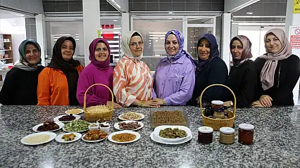 Bitlisli kadınlar üretiyor, yöresel lezzetleri Türkiye'ye ulaştırıyor