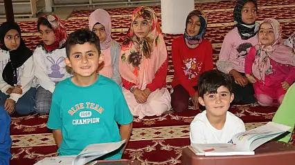 Diyadin'de camiler yaz boyunca çocuk sesleriyle şenlenecek