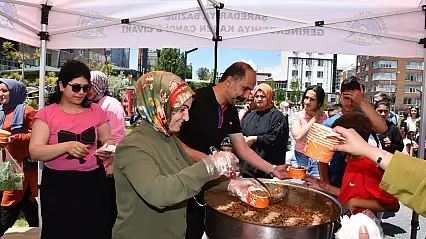 Doğubayazıt Belediyesi'nden muharrem ayında aşure ikramı