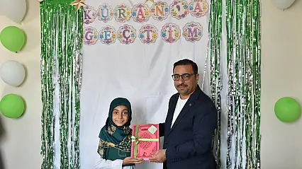 Doğubayazıt'ta Kur'an-ı Kerim'e geçen öğrenciler unutulmadı