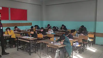 Doğubayazıt'ta Siyer Yarışması yoğun ilgi gördü