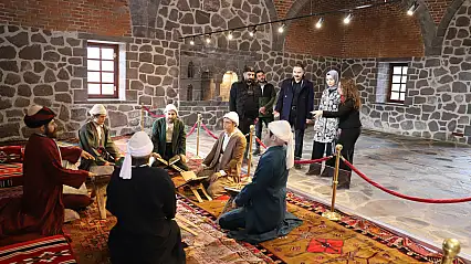 Doğubayazıt'ta tarihi iki yapının tadilatı tamamlandı