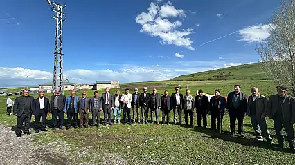 Eleşkirt'te barış rüzgarı esti Başkan Yakut akraba aileleri buluşturdu