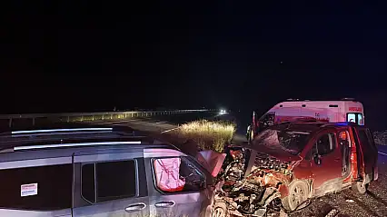 Erzurum'da korkunç kaza: 4 kişi yaralandı
