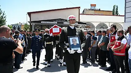 Erzurum, Kıbrıs Gazisi Mevlüt Göşker'i son yolculuğuna uğurladı
