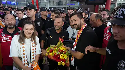 Galatasaray Erzurum'da coşkuyla karşılandı