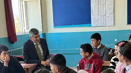 Kaymakam Korkusuz, öğrencilerden talepleri dinledi, kurumlarla hizmetleri masaya yatırdı