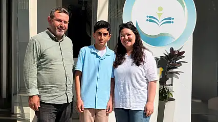 90 soruda 87 doğru yaptı: Ağrı'nın LGS şampiyonu Patnos'tan çıktı