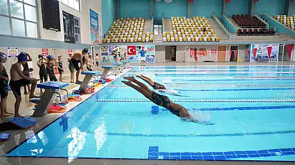 Muş'ta kulaçlar büyük hedefler için atılıyor