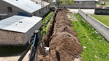 Patnos'ta 14 Nisan Mahallesi'nin altyapı sorunu için çalışma yapıldı