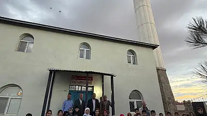 Patnos'ta gençler Hacı Abbas Camii'nde buluştu