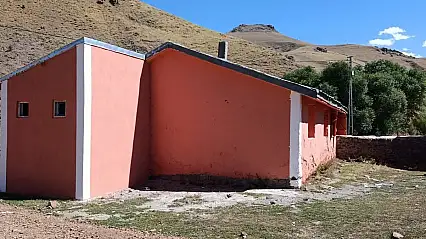 Taşlıçay'da Kağnılı İlkokulu yeni eğitim yılına hazırlandı