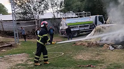 Taşlıçay'da korkutan yangın büyümeden kontrol altına aldı