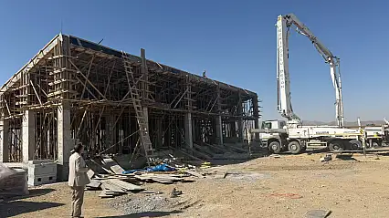Taşlıçay'da otogar projesinde son beton döküldü