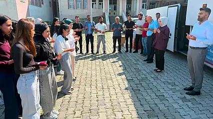 Taşlıçaylı öğrenciler tarih yolculuğuna uğurlandı