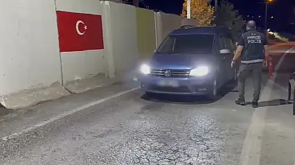 Tatvan'da narkotik operasyonu: Uyuşturucuyu stepneye gizlemişler