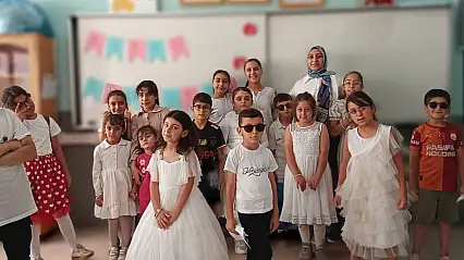 TÜGVA'nın Ağrı'daki yaz okullarında öğrenciler için veda zamanı