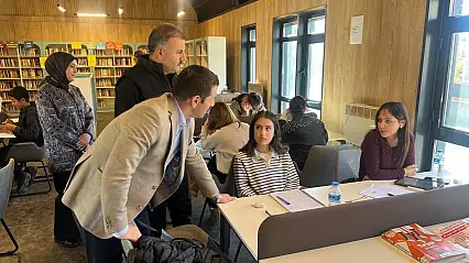 Tutak'ta ders çalışan öğrencilere sürpriz ziyaret