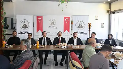 Tutak'ta görev yeri değişen hakim, savcı ve müftü için veda programı düzenlendi