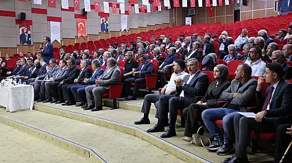 Vali Bozkurt Ağrı'daki yatırımları muhtarlarla değerlendirdi
