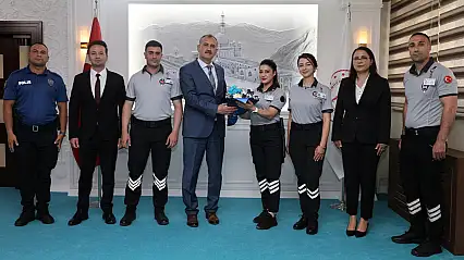 Vali Önder Bozkurt özel güvenlik personelini ağırladı