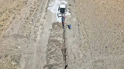 Van'da 500 hanenin su sorunu 6 kilometrelik yeni hatla çözüldü