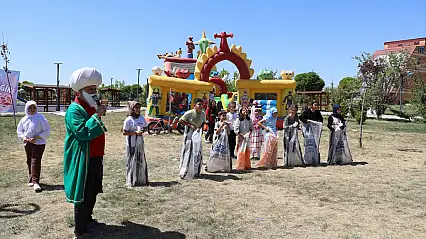 Van'da çocuklar ekranları bırakıp geleneksel oyunlara koştu