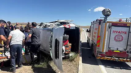 Van'da iki aracın çarpıştığı kazada 8 kişi yaralandı