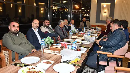 Yeni Başkan Tozbey'den seçim sonrası birlik yemeği