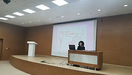 Ağrı Eğitim ve Araştırma Hastanesinde meme kanserine karşı erken teşhis eğitimi verildi
