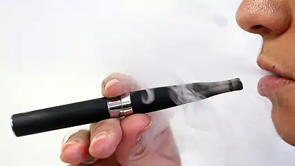 Elektronik sigara gerçekten masum mu?