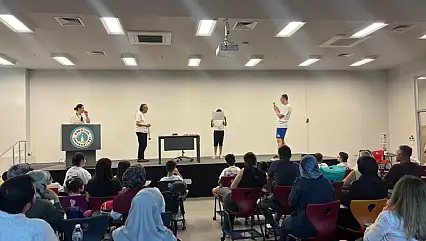 Kekemeliği olan çocuklar dünya ile aynı kampta buluştu