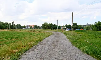 Ağrı'da köy yollarına modern dokunuşlar sürüyor