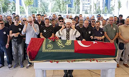Ağrı Dağı'nda yaşamını yitiren dağcı son yolculuğuna uğurlandı