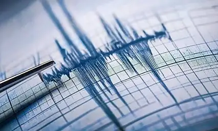 Ağrı'nın Eleşkirt ilçesinde korkutan deprem