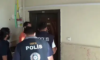 Araç kaporası dolandırıcılığına Ağrı operasyonu! 120 kişiyi dolandıran şüphelilerden biri tutuklandı