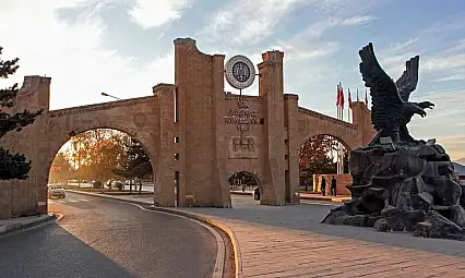 Atatürk Üniversitesi 2025-2026 Akademik Yılı Açılış Töreni Gerçekleştiriliyor