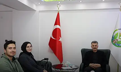 Bitlis'te YKS İl Birincilerinden Güroymak Belediye Başkanına Teşekkür Ziyareti