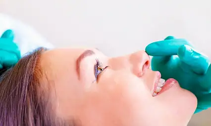 Burun estetiğinde en doğru teknik nasıl belirleniyor?