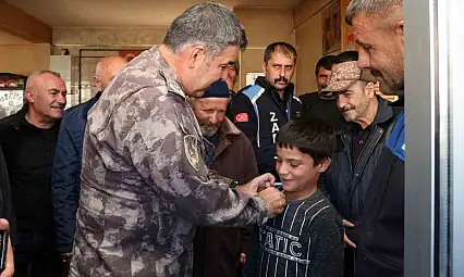 Erzurum'da Emniyet Müdürü Huzur Toplantısı ile Okul Güvenliğini Sağlıyor