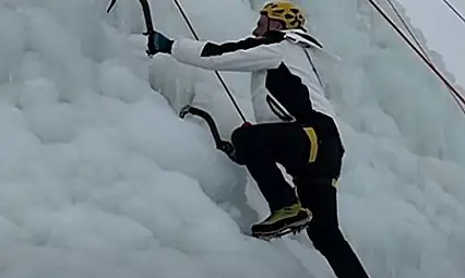 Erzurum Valisi Mustafa Çiftçi Palandöken'de Yapay Buz Duvarına Tırmandı