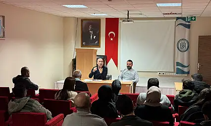 Fen Edebiyat Fakültesi'nde ÜNİDES ve Erasmus Projeleri Bilgilendirme Toplantısı