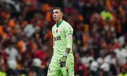 Galatasaray'ın efsanesi Güney Amerika'ya döndü