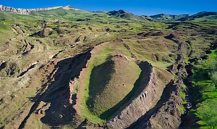 Gana'da tufan alarmı! 'Modern Nuh' sekiz gemi yapıyor