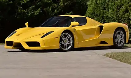Garajdan Çıkmamış Bir Efsane: Sadece 1.050 Kilometredeki Ferrari Enzo 780 Milyon TL'ye Satıldı!
