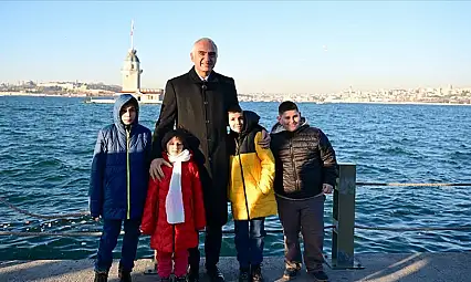 Kardan Kız Kulesi yapan çocukların hayali İstanbul'da gerçek oldu