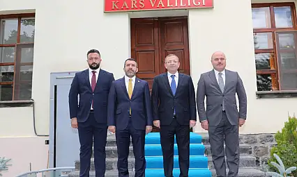 Kars'ta AK Parti heyeti Valilik'te yerel sorunları görüştü, iş birliği vurgusu yapıldı