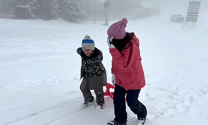 Kars'ta Beklenen Kar Yağışıyla Çocuklar Kışın Keyfini Çıkarıyor