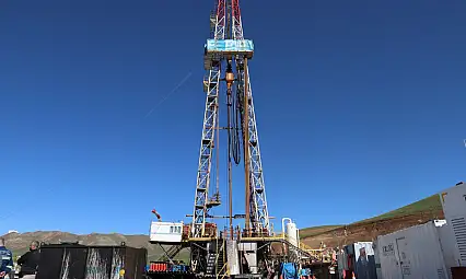 Kaymakam Aydoğan'dan Beşparmak Mahallesi'nde Petrol Arama Sahasına Ziyaret